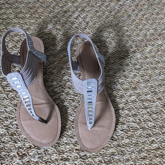 Madden Girl Sandals Size 7 - Picture 1 of 3